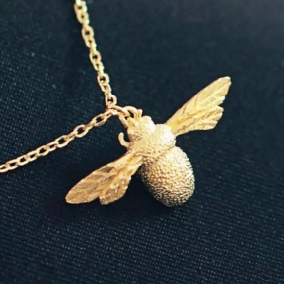 !NEW Gold Bee Necklace | 18k/.925 Adjustable Size - Picture 2 of 16
